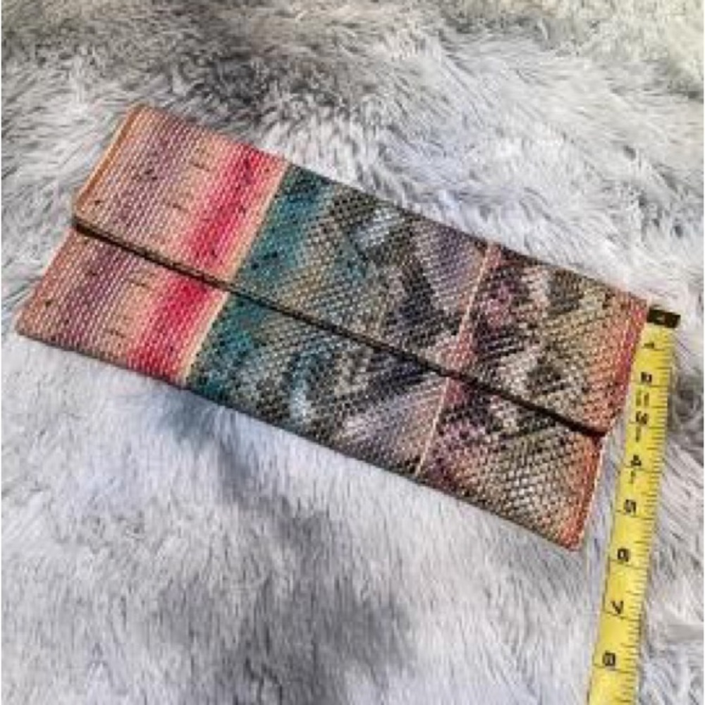 Woven Reptile Print Multicolored Clutch w/ Removable Strap - Picture 7 of 10